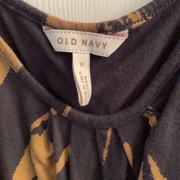 Old Navy black & camel s sleeveless top - Picture 2 of 3